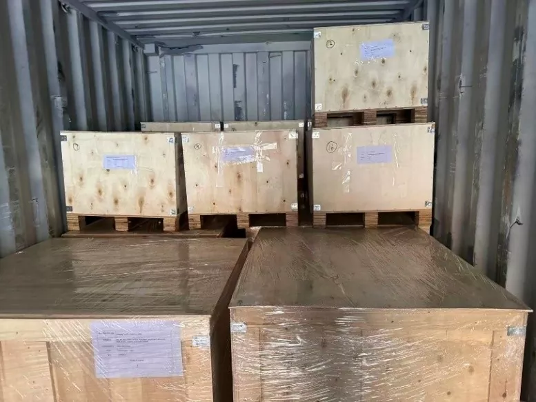 Acuan 16 Carton Jack dihantar ke kilang Vietnam untuk pengeluaran besar-besaran